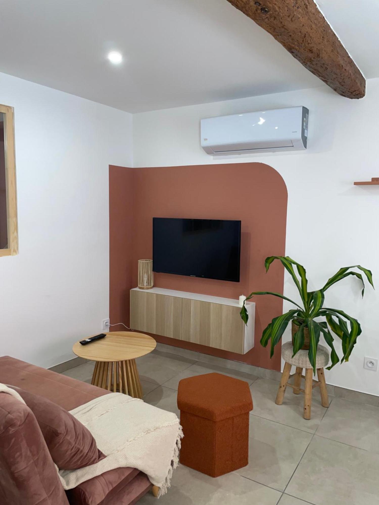 Entre Tendance Et Authenticite - La Voute 尼姆 外观 照片
